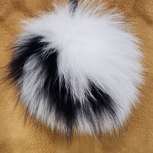 NWOT Real Fox Fur Fendi Style Black & White Fox Fur Pom Pom Keychain